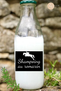Bouteille de shampoing pour chevaux au romarin. Fait maison DIY anti-mouches, insectes, taons